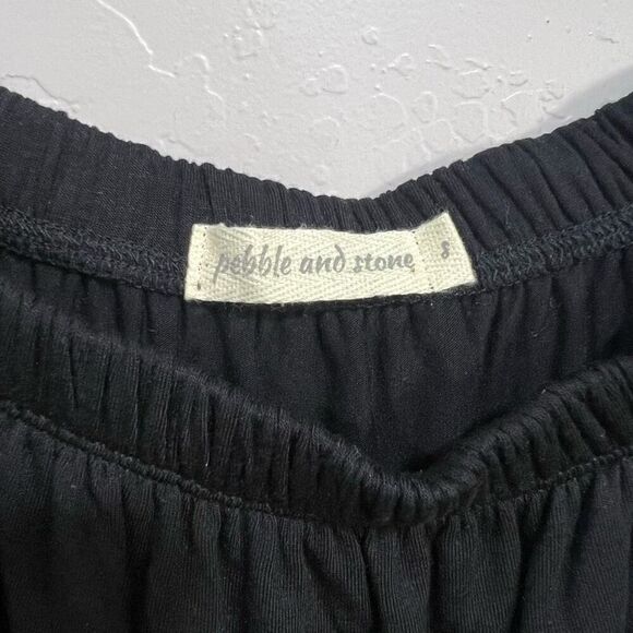 Pebble and Stone Fringe off the shoulder top - Picture 4 of 6